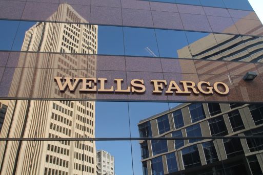 Commercial Real Estate Lender